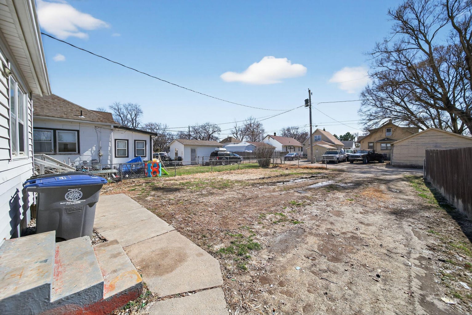 Property thumbnail image